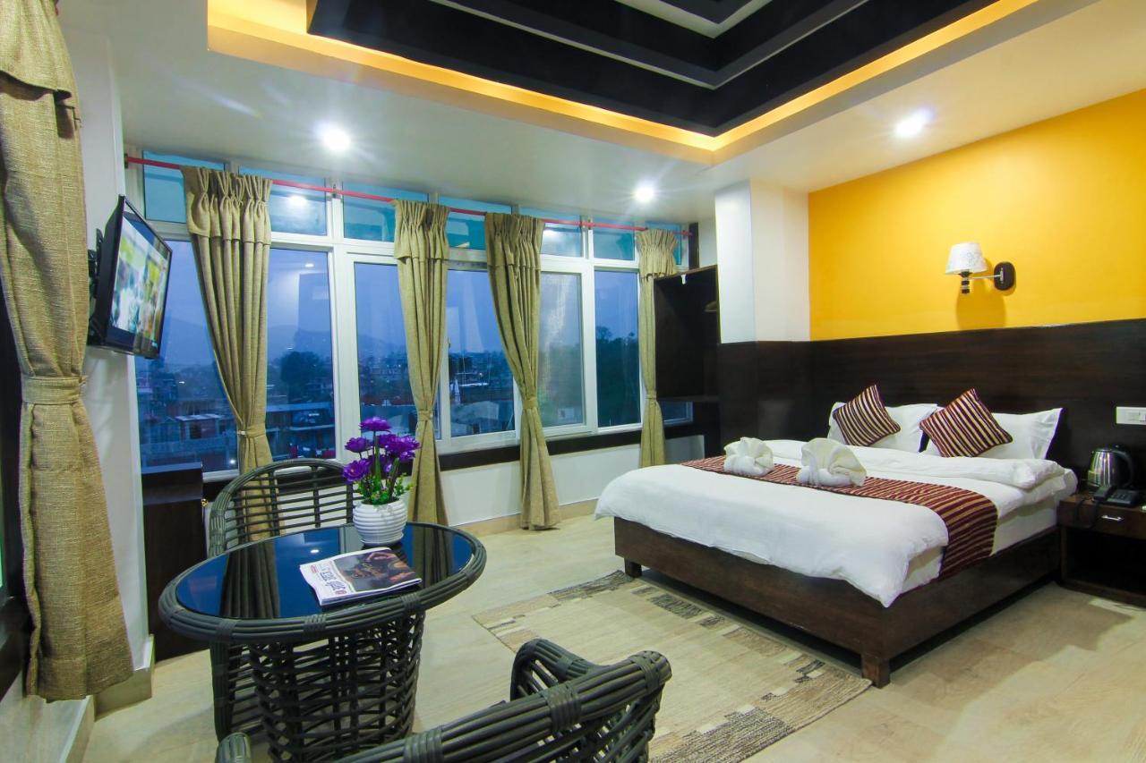Hotel Lakeside Pvt. Ltd. Похара Екстериор снимка
