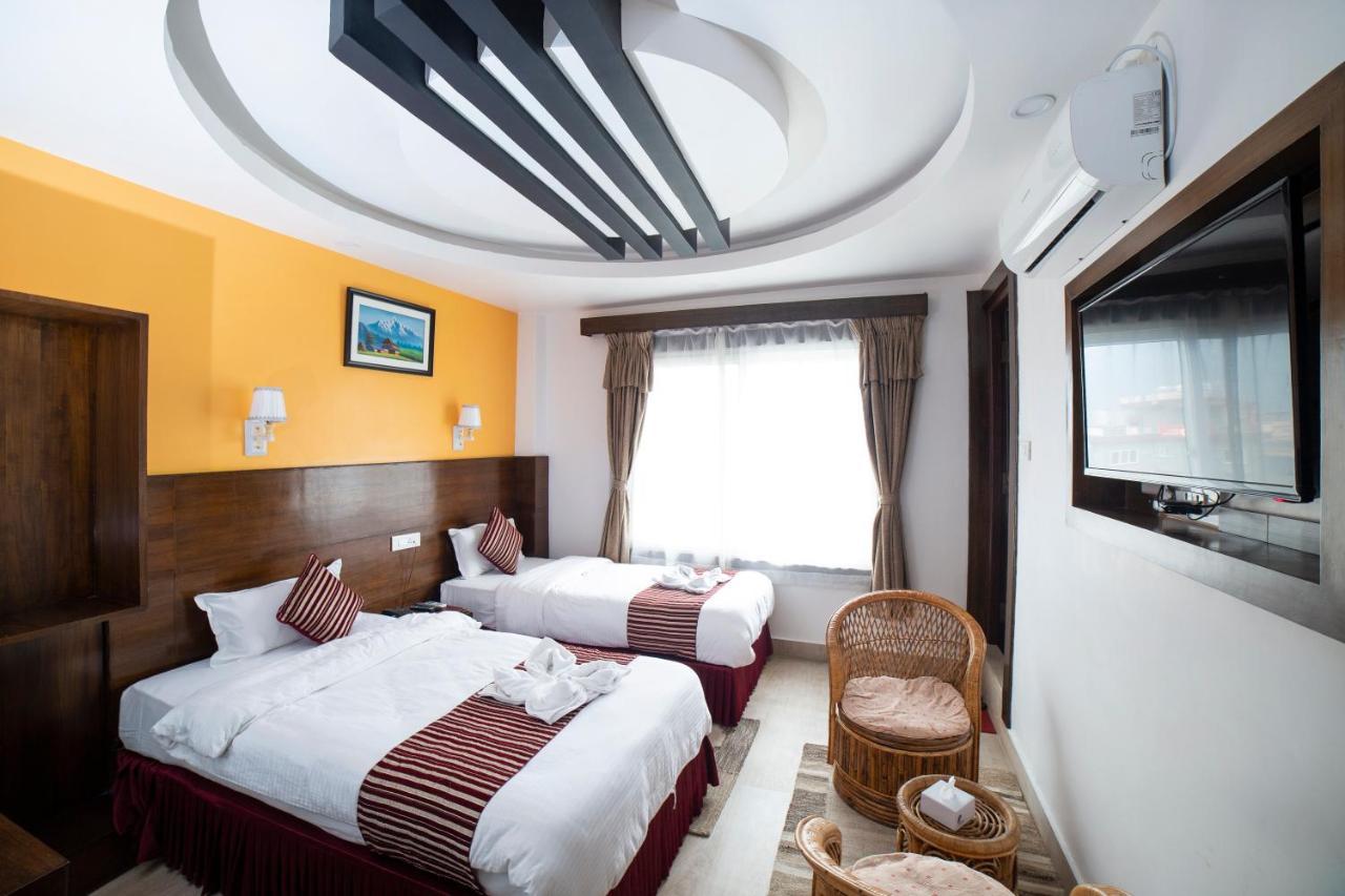 Hotel Lakeside Pvt. Ltd. Похара Екстериор снимка